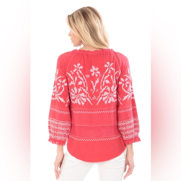 AP.NY Embroidered Mix Media Peasant Top in Geranium Size Large - Picture 2 of 4